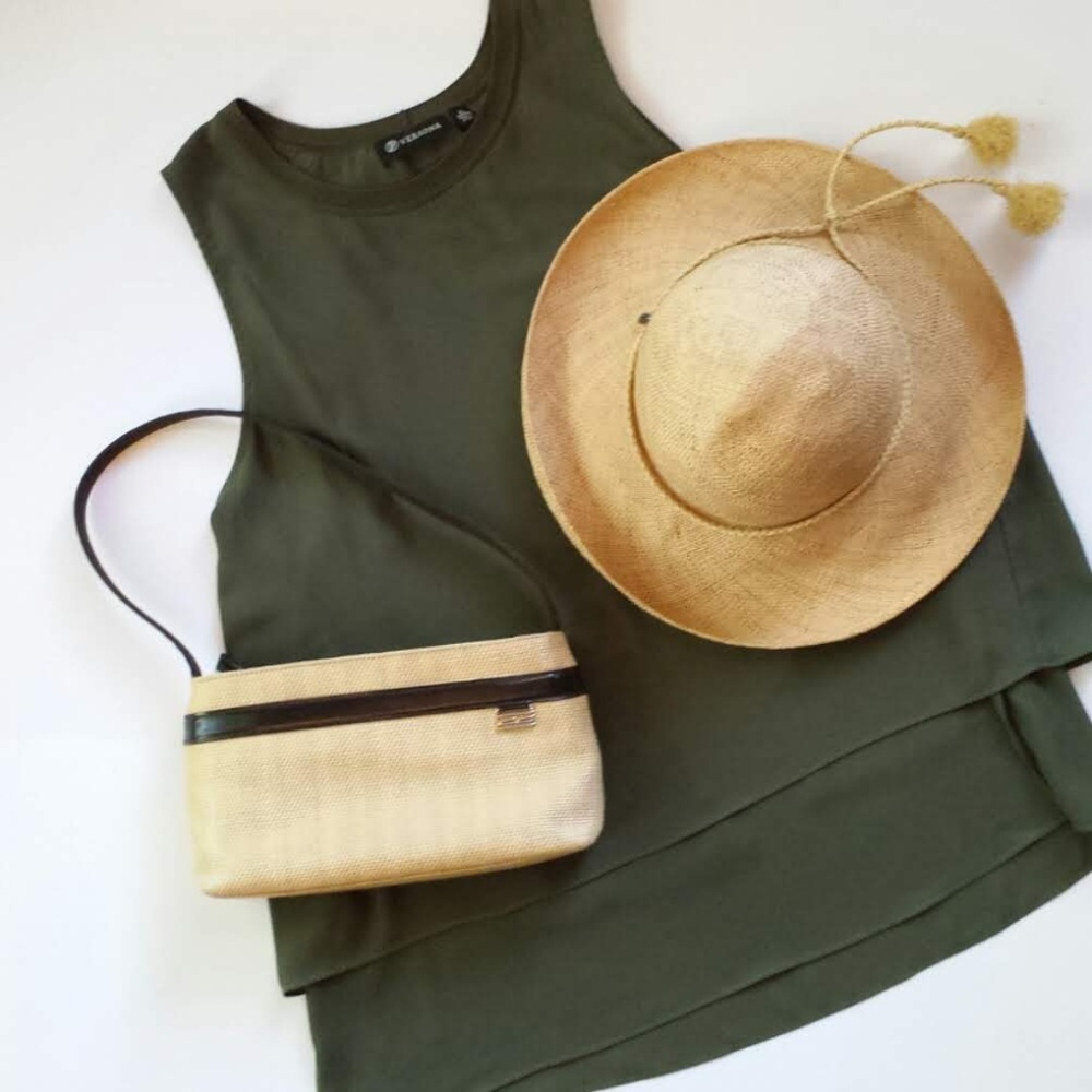 DONATED - HILFIGER - Straw/Vegan Leather Handbag